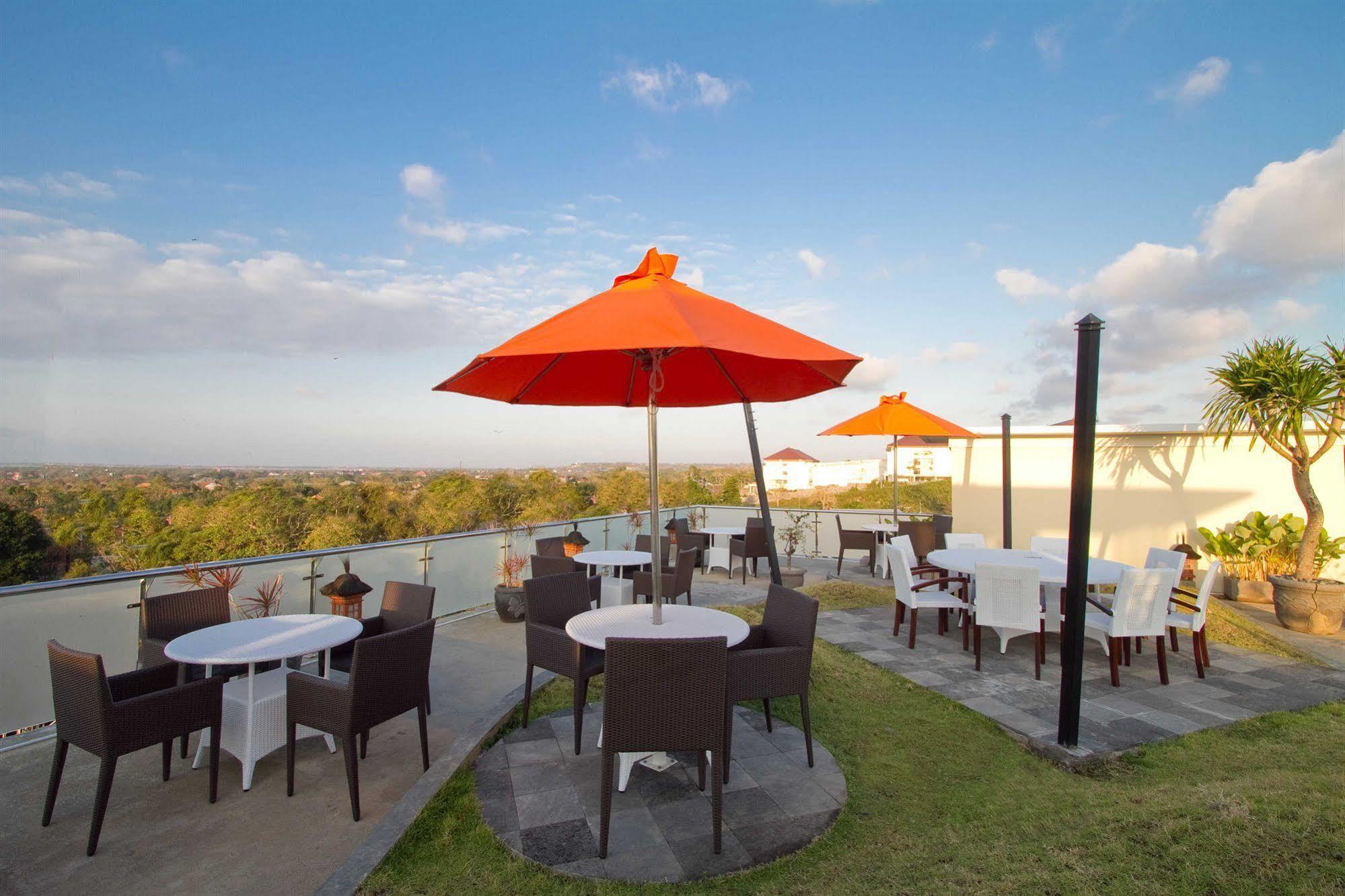 Parkside Denbukit Residence & Suite Jimbaran 外观 照片